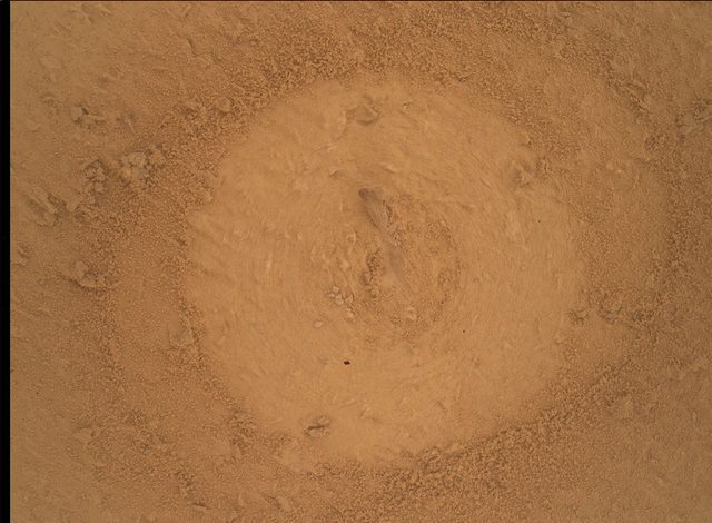 Curiosity Blog, Sols 5022-5028: Cashing in at Cache Creek