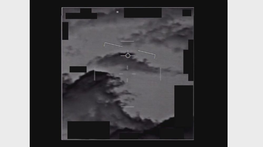 Still frame from the video DOW-UAP-PR069, "F/A-18 FLIR UAP"