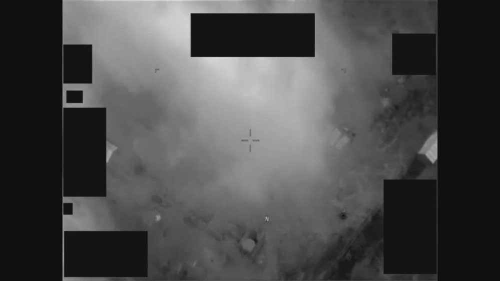 Still frame from the video DOW-UAP-PR082, "16 OCT 2020 [CALLSIGN] views UAP"