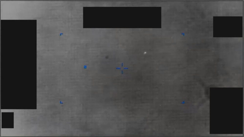 Still frame from the video DOW-UAP-PR089, "31 AUG [CALLSIGN] [CALLSIGN] Observes UAP part2"