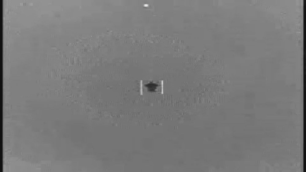 Still frame from the video DOW-UAP-PR116, Unresolved UAP Report, Atlantic Ocean, 2020