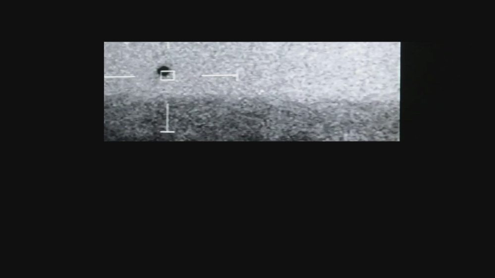 Still frame from the video DOW-UAP-PR124, Unresolved UAP Report, Pacific Ocean, 2019